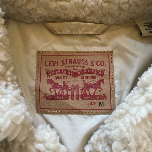 Levi’s Denim Jacket Style Sherpa - Picture 2 of 2